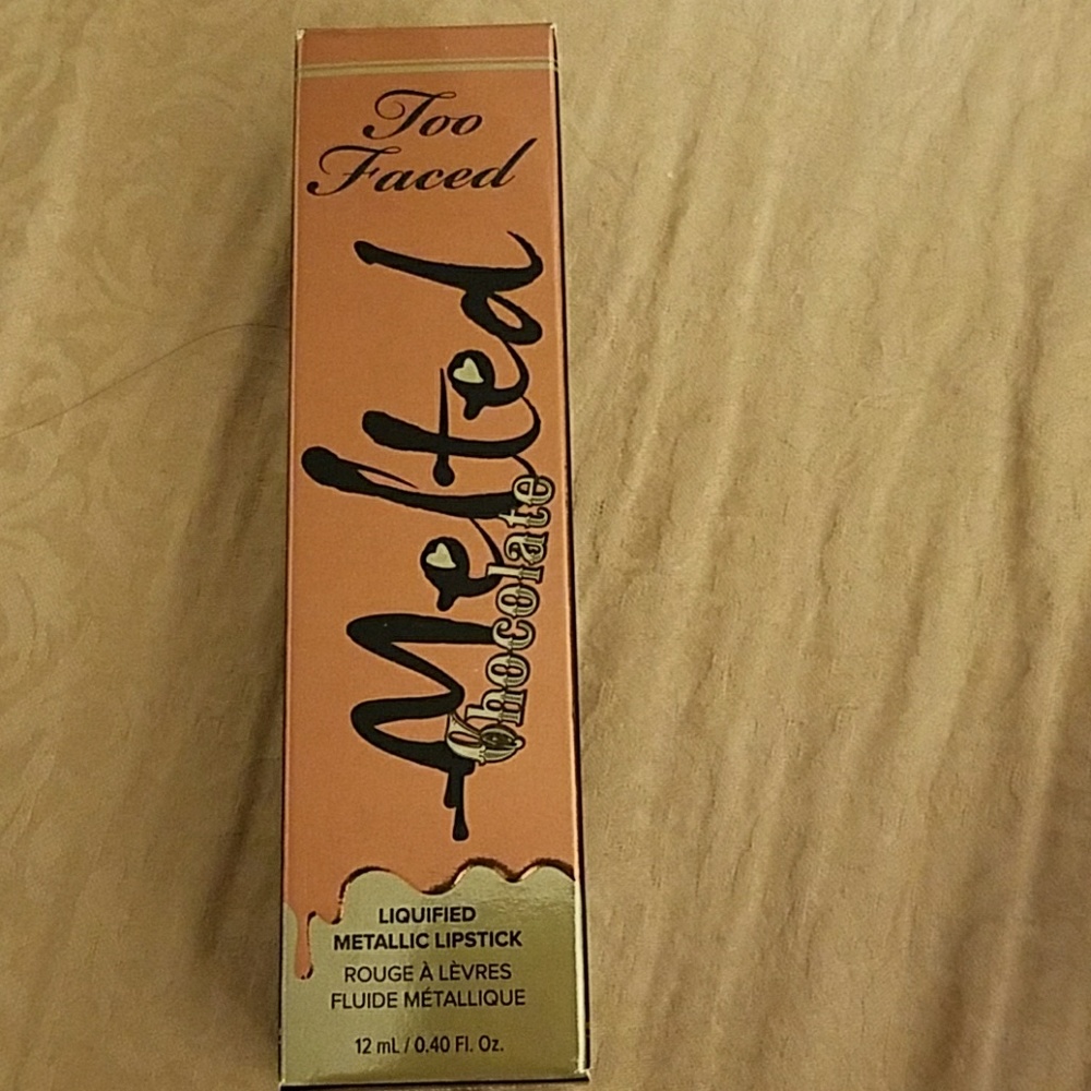 Too Faced Melted Metallic  Chocolate lipstick
